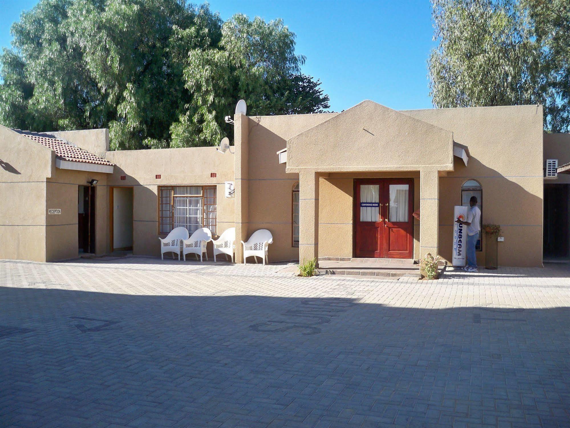 Sunbeam Hotel Gaborone Exterior foto